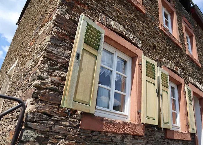 Winzerhaus Wehlener Sonnenuhr
